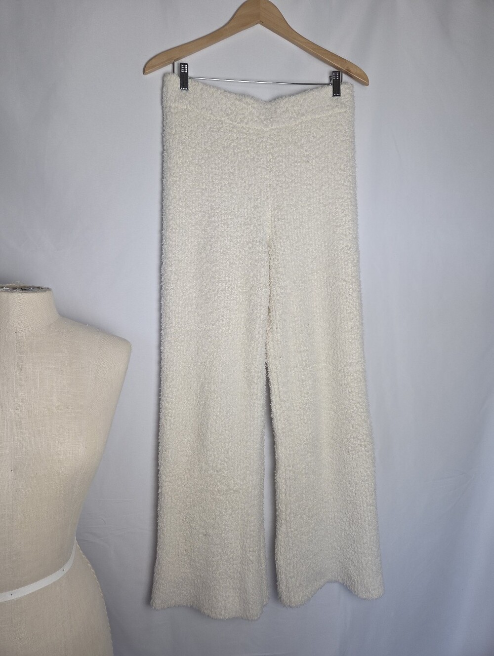 Aerie Cream Marshmallow Pants